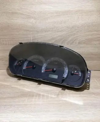 Hyundai Elantra Speedometer (instrument cluster) 940132D241 AA08DCT01