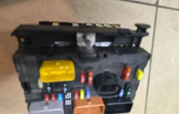 Peugeot 207 Comfort/convenience module 9664055580