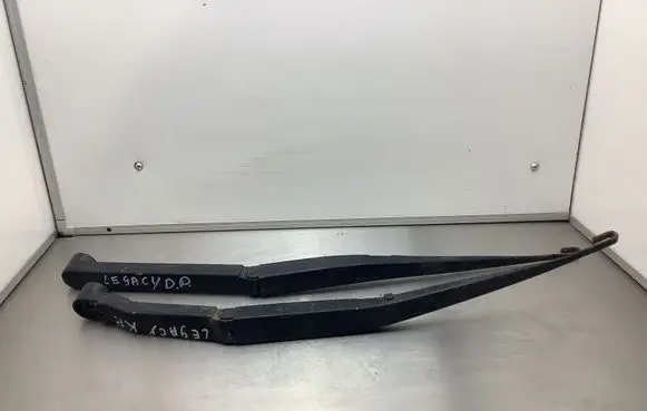 Subaru Legacy Front wiper blade arm 