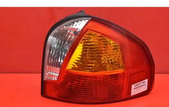 Hyundai Santa Fe Rear/tail lights 92402260
