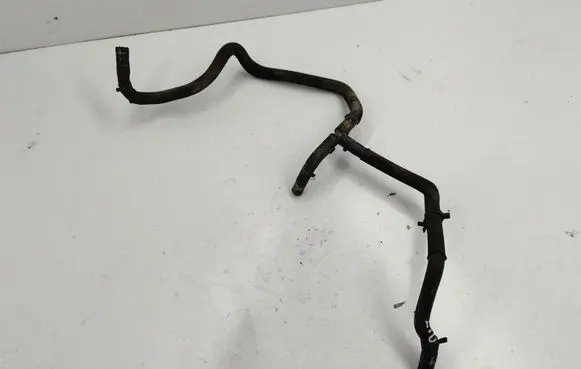 Audi A4 S4 B7 8E 8H Engine coolant pipe/hose