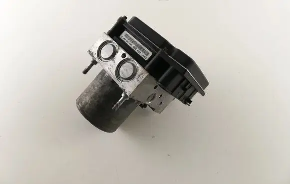 Toyota Auris 150 ABS Pump 4454002350 KL2138