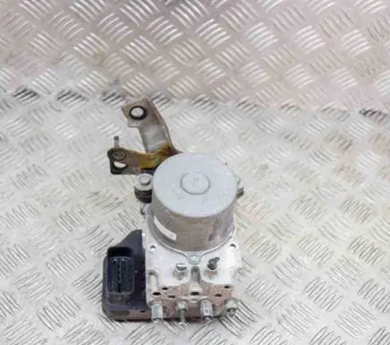 Mazda 6 ABS Pump GDK4437A0 1338006980
