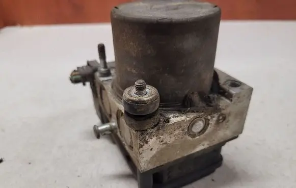 Peugeot Partner ABS Pump 0265800415 68628G2546 0265231522