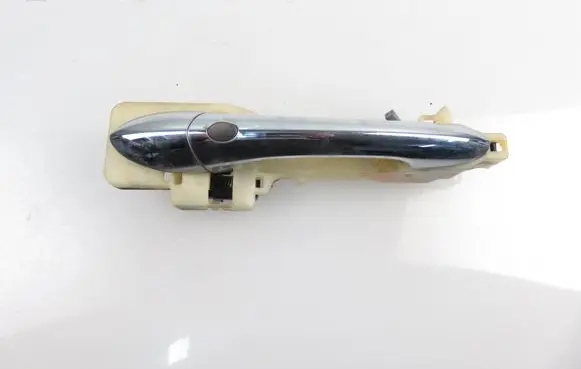 Hyundai Sonata Front door exterior handle