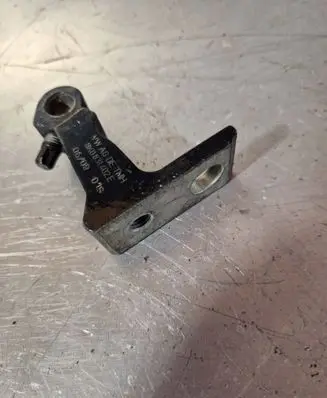 Audi A4 S4 B8 8K Front door upper hinge 8K0831402E