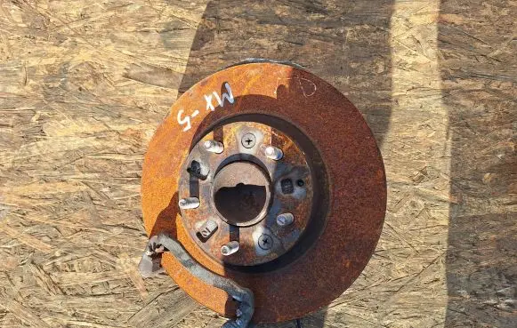 Mazda MX-5 NC Miata Front wheel hub spindle knuckle