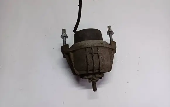 BMW 1 E81 E87 Engine mount vacuum valve 13981112 PA66GF30