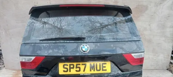 BMW X3 E83 Tailgate/trunk/boot lid
