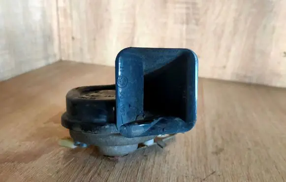 Mercedes-Benz E W211 Horn signal