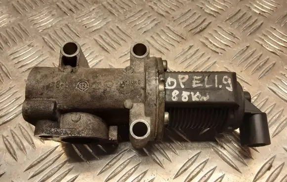 Opel Astra H EGR valve 55215032