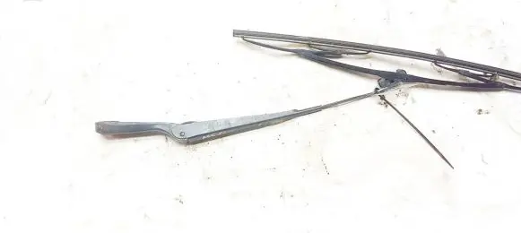 Saab 9-3 Ver1 Front wiper blade arm 