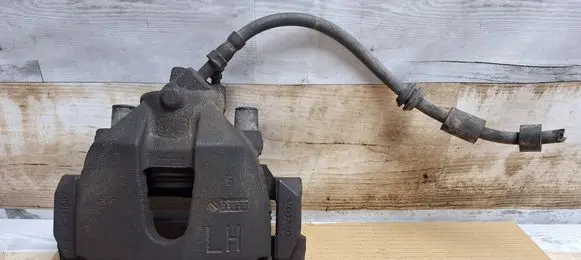 Front brake caliper