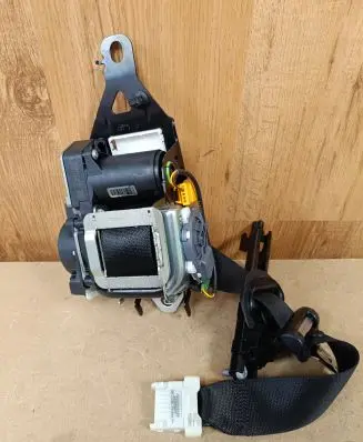 Mercedes-Benz S W222 Front seatbelt A2228604100