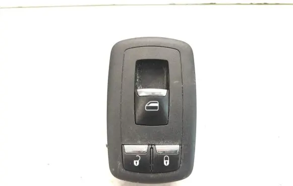 Maserati Ghibli Electric window control switch 670013822 10095653
