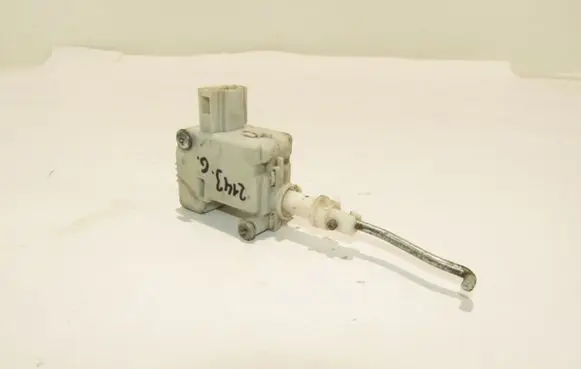 Seat Leon (1M) Central locking motor 3B0959781