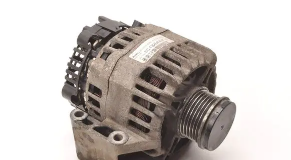 Opel Corsa D Generator/alternator 13256932
