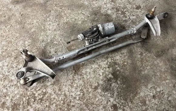 Land Rover Discovery Sport Front wiper linkage and motor FK7217500BA AV1590606370