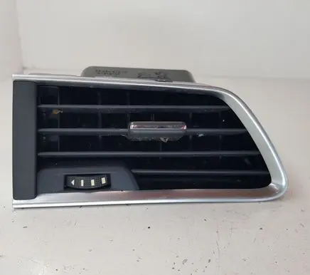 Peugeot 508 Dashboard side air vent grill/cover trim 9686457377