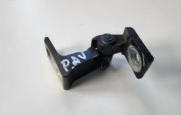 Skoda Superb B8 (3V) Front door upper hinge