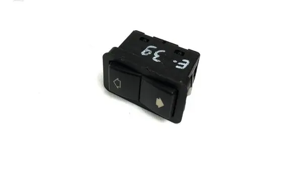 BMW 5 E39 Electric window control switch 8368974