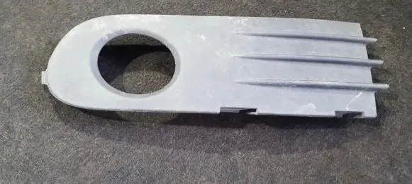 Volvo S40 Front bumper lower grill 30657007