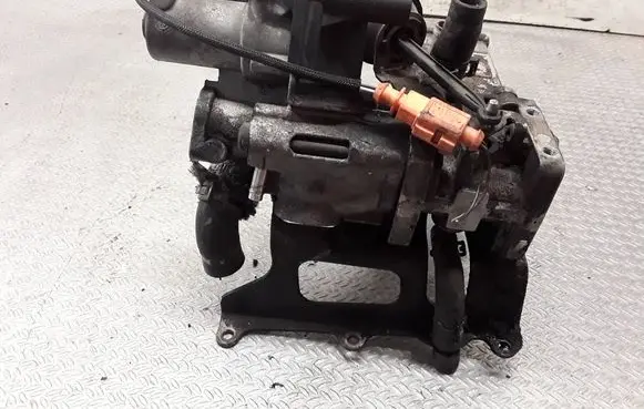 Volkswagen Touareg I EGR valve 059131063j