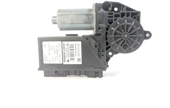 Audi A4 S4 B7 8E 8H Front door window regulator motor 8E1959801H 105840204 9700105990204