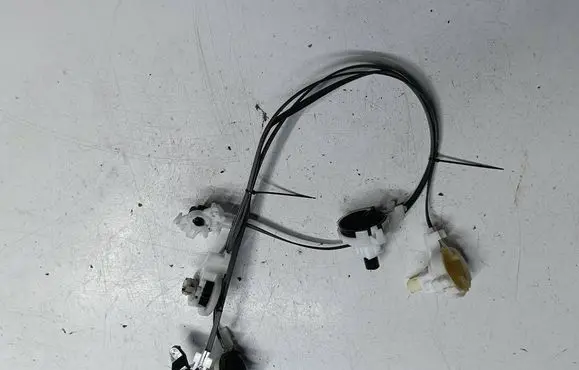 Daihatsu Terios Air flap cable 