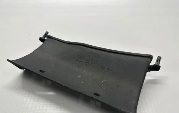 Audi A6 C7 Air intake duct part 4G0129618B