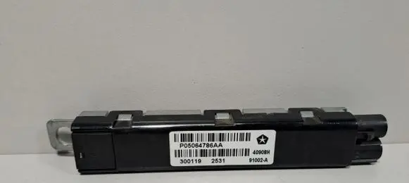 Lancia Thema Aerial antenna amplifier P05064786AA
