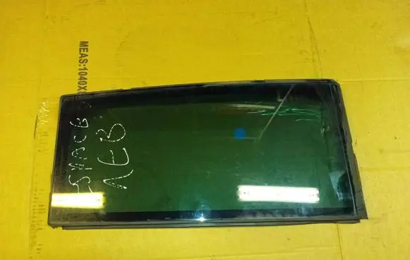 Renault Espace IV Front door vent window glass four-door 