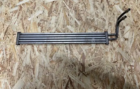 BMW 5 F10 F11 Power steering radiator 7570100 N7399004