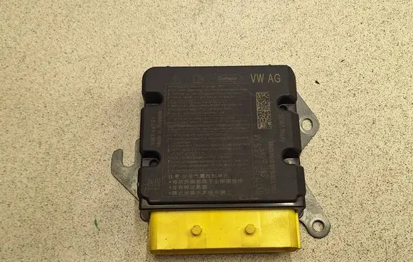 Volkswagen Golf VII Airbag control unit/module 5Q0959655M 1315692566