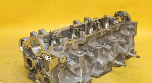 Renault Kangoo II Engine head 1861
