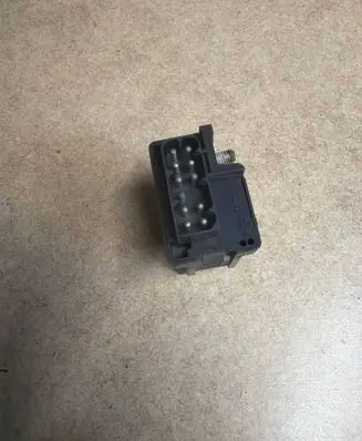 BMW 5 E39 Glow plug pre-heat relay 2246919 72RB510