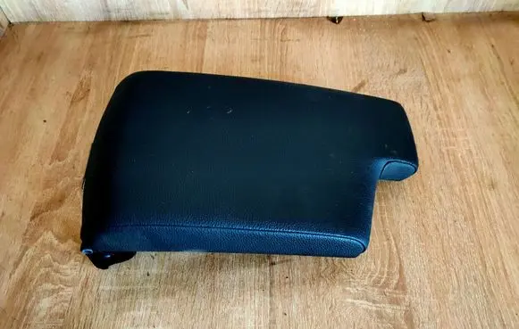 BMW 3 E90 E91 Armrest