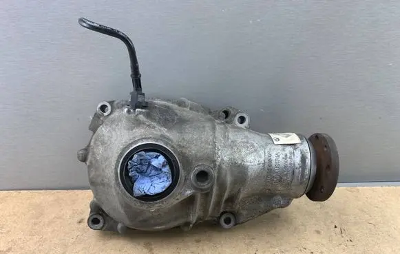 BMW X1 E84 Front differential 7583773 31507583773 7583774
