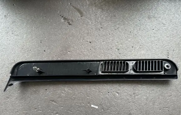Mitsubishi Pajero Rear door trim (molding) MB235244