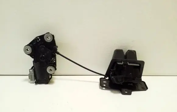 Volvo XC40 Tailgate/trunk/boot lock/catch/latch 31349975