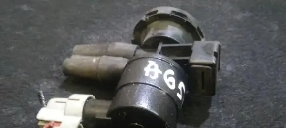 Chrysler Neon I Turbo solenoid valve 04669475ab