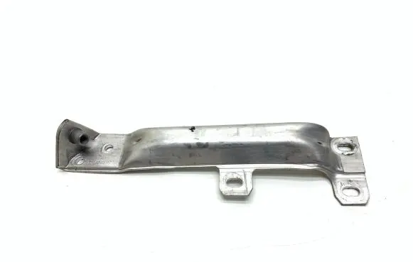 BMW 5 GT F07 Front bumper mounting bracket 715889307