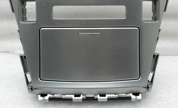 Toyota Avensis T270 Ashtray (front) 5542205091