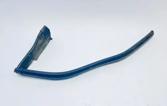 Mercedes-Benz E W212 Engine compartment rubber A2126280098