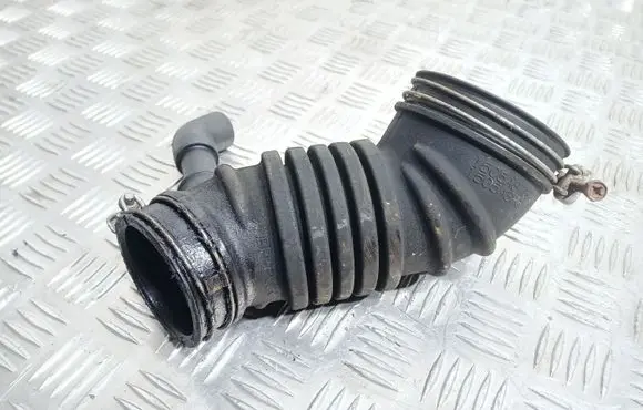 Mitsubishi Lancer VIII Turbo air intake inlet pipe/hose 1505A375 1505A386