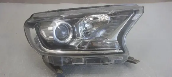 Ford Ranger IV Headlight/headlamp