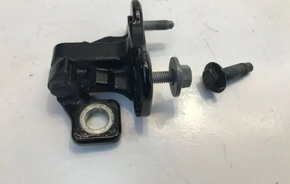 Mercedes-Benz B W247 Rear door upper hinge A046574 20065055