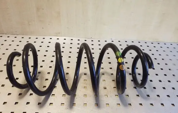 Land Rover Freelander 2 - LR2 Front coil spring