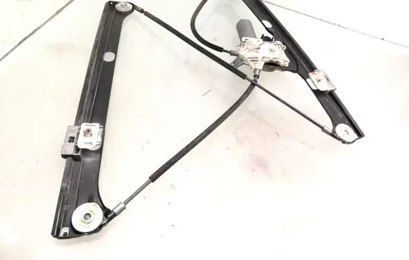 Mercedes-Benz Vaneo W414 Front door window regulator with motor A4147200046 A2308201042