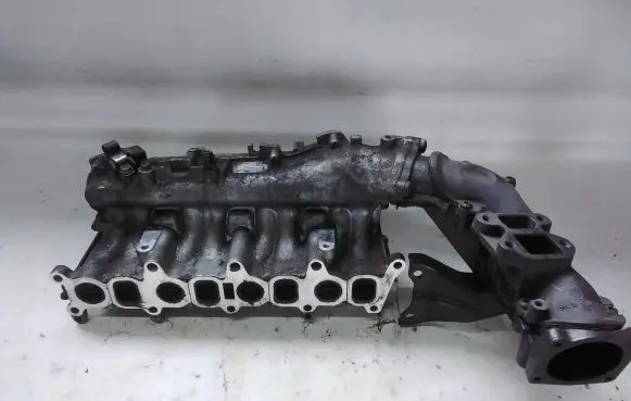 Opel Astra J Intake manifold 8973858235